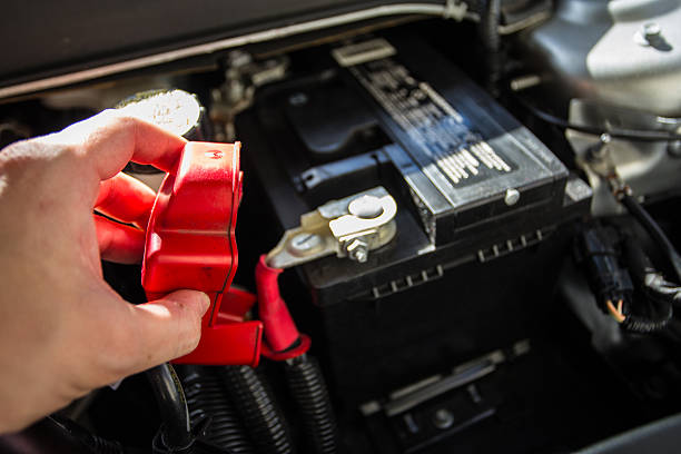 Como Instalar a Bateria do Carro